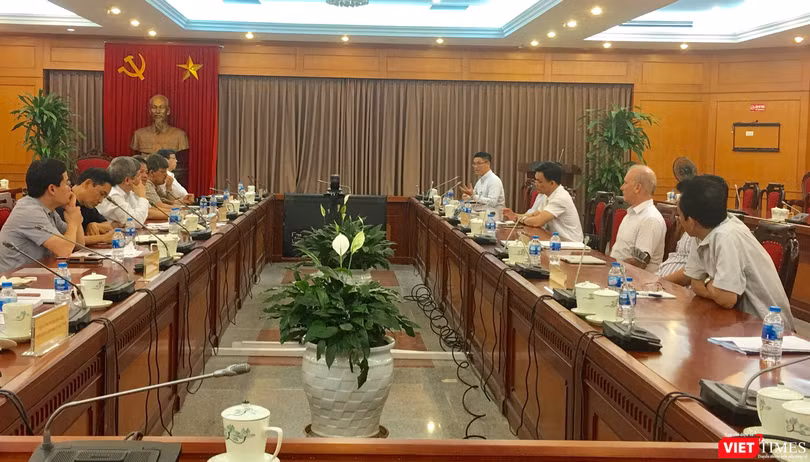 Toàn cảnh cuộc họp do Bộ KH&CN tổ chức vừa diễn ra chiều nay. Ảnh: Trần Hồng