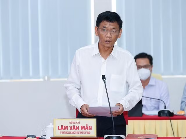 Bí thư Tỉnh Ủy Sóc Trăng Lâm Văn Mẫn báo cáo tình hình KT-XH của tỉnh với đoàn công tác Bí thư Tỉnh Ủy Sóc Trăng Lâm Văn Mẫn báo cáo tình hình KT-XH của tỉnh với đoàn công tác