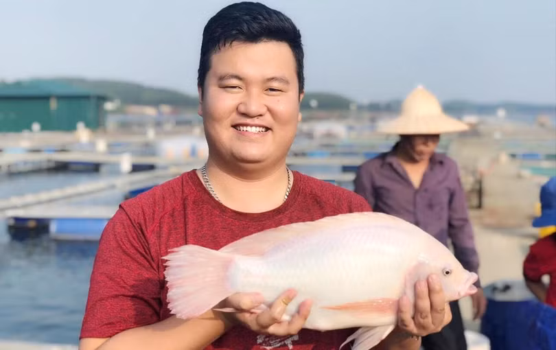 Feeding Intelligence tiếng Việt hỗ trợ nông dân Việt Nam bước đầu chuyển đổi số.