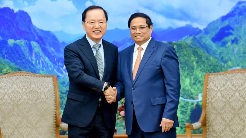 Thủ tướng Phạm Minh Chính tiếp ông Park Hark Kyu, Tổng Giám đốc phụ trách tài chính của tập đoàn Samsung.