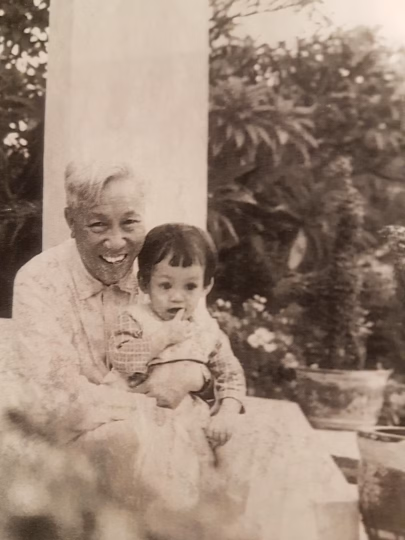 Vui với cháu. Vui với cháu.