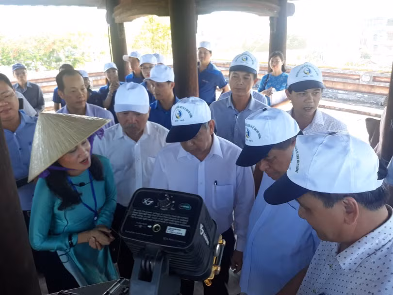 Bộ trưởng Bộ KH&ĐT Nguyễn Chí Dũng tham dự lễ khánh thành Quán Tượng Đài.