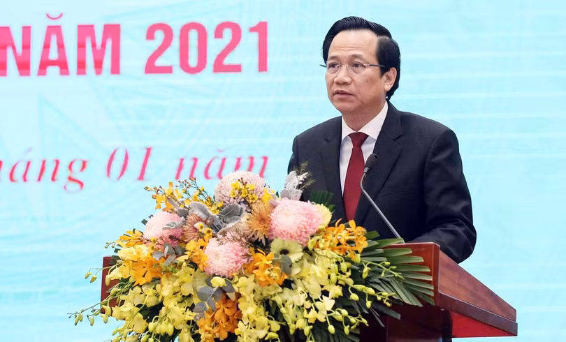 Bộ trưởng Đào Ngọc Dung cho biết năm 2021, Bộ sẽ tiếp tục đẩy mạnh cải cách hành chính, ứng dụng công nghệ thông tin nhằm đáp ứng tốt hoạt động quản lý, chỉ đạo, điều hành thực hiện nhiệm vụ về lao động, người có công và xã hội. Ảnh: Bộ LĐ-TB&XH.