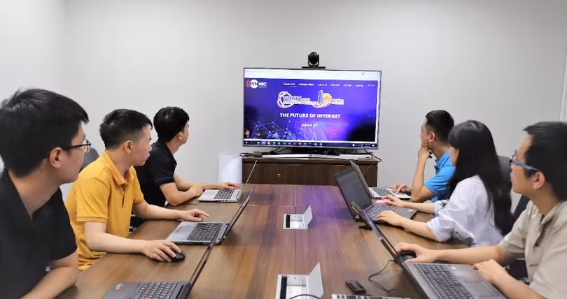 Thông tin chi tiết của chương trình được cập nhật tại địa chỉ https://internet-conference.vn. Thông tin chi tiết của chương trình được cập nhật tại địa chỉ https://internet-conference.vn.
