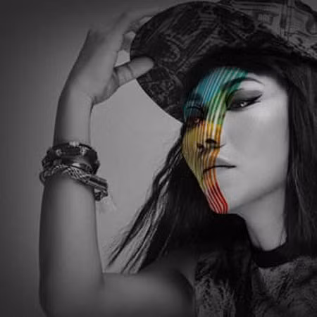 Ca sĩ Trần Thu Hà: "Khùng" nhưng "khôn"! ảnh 1