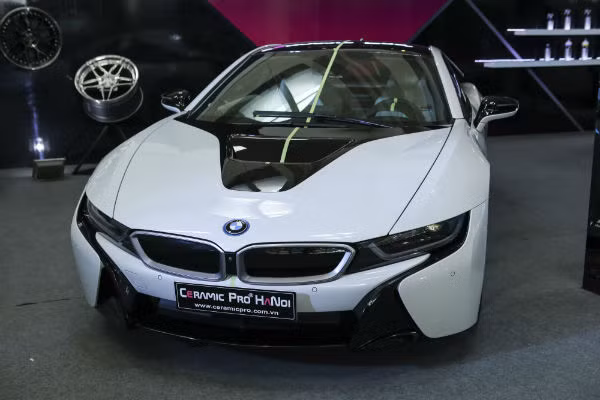 Rolls-Royce Ghost và BMW i8 bỗng nhiên xuất hiện tại BMW World Vietnam 2016 ảnh 13