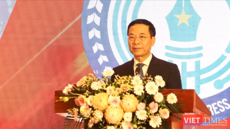 vt_nguyen manh hung 12.jpg