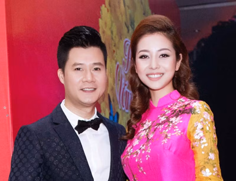 Jennifer Phạm bất ngờ hội ngộ chồng cũ Quang Dũng