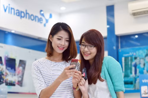 Để kiểm tra thông tin thuê bao, khách hàng nhắn tin theo cú pháp TTTB gửi 1414.