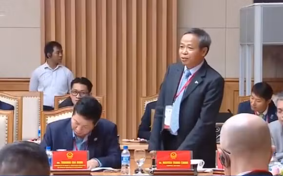 Ông Nguyễn Trung Chính kiến nghị hoàn thiện chính sách đào tạo, dùng nhiều biện pháp để tăng nguồn nhân lực chất lượng.