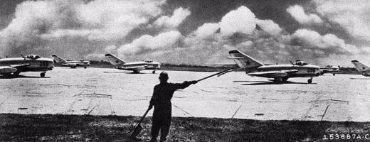 Những chiếc MiG-15 của không quân Liên Xô vốn được đánh giá không cao đã bắn hạ rất nhiều máy bay hiện đại của Mỹ