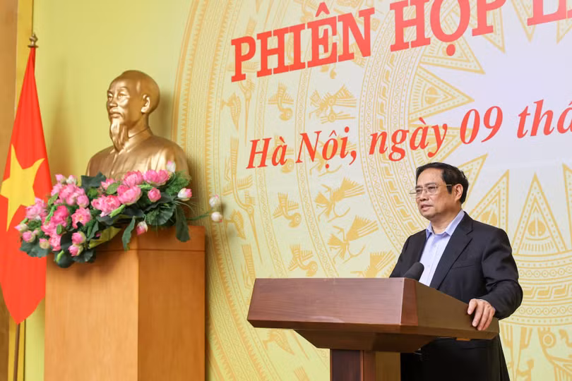 Người đứng đầu Chính phủ đánh giá, công tác phòng, chống dịch còn những hạn chế, yếu kém, bất cập phải cương quyết khắc phục trong thời gian tới. Người đứng đầu Chính phủ đánh giá, công tác phòng, chống dịch còn những hạn chế, yếu kém, bất cập phải cương quyết khắc phục trong thời gian tới.