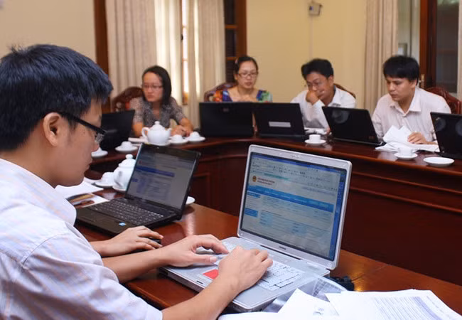 UBND TP. Hà Nội sẽ nâng cấp hệ thống mạng, thiết bị công nghệ thông tin cơ quan, đơn vị để đáp ứng điều kiện hạ tầng mạng tham gia vào Hệ thống mạng đấu thầu Quốc gia. Ảnh minh hoạ: Internet.