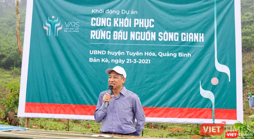 Ông Hứa Đức Nhị - Chủ tịch Hội chủ rừng Việt Nam - phát biểu tại buổi lễ khởi động. Ông Hứa Đức Nhị - Chủ tịch Hội chủ rừng Việt Nam - phát biểu tại buổi lễ khởi động.