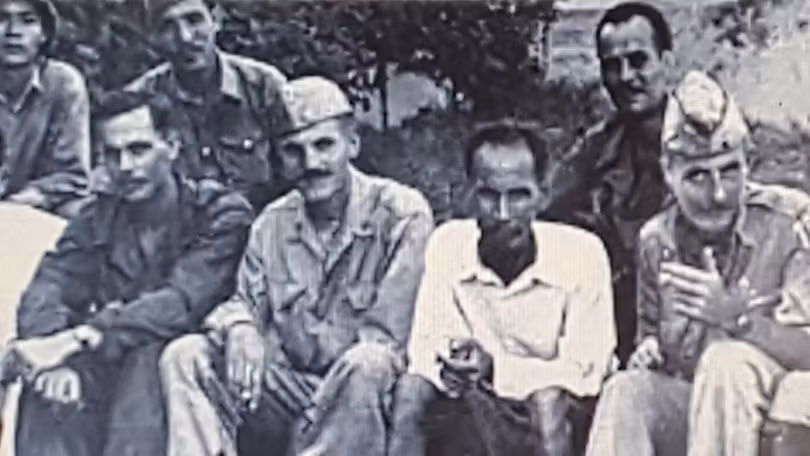 Hồ Chí Minh và A. Patti. Hồ Chí Minh và A. Patti.