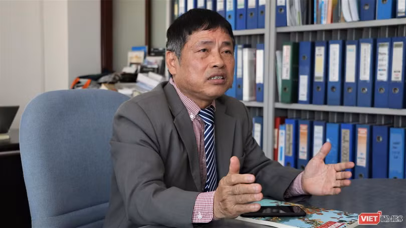 "Phương thức “ai lãnh đạo người đó chịu trách nhiệm” phải được thực thi khắp mọi nơi, ở mọi thứ bậc, từ địa phương cho đến trung ương"- TS Nguyễn Ngọc Chu. "Phương thức “ai lãnh đạo người đó chịu trách nhiệm” phải được thực thi khắp mọi nơi, ở mọi thứ bậc, từ địa phương cho đến trung ương"- TS Nguyễn Ngọc Chu.