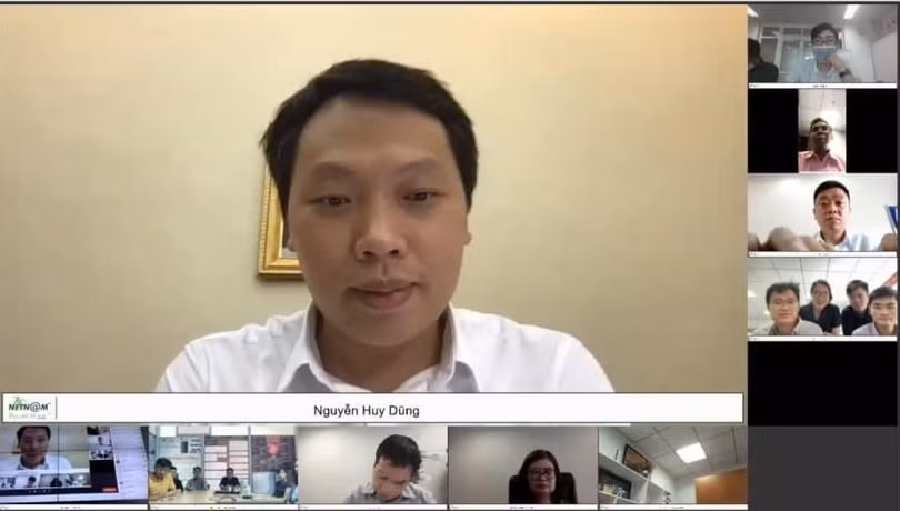 Cuộc họp giao ban trực tuyến tháng 6/2021 giữa Thứ trưởng Bộ TT&TT Nguyễn Huy Dũng với gần 500 cán bộ thuộc khối các đơn vị công nghệ số trong bối cảnh phòng chống dịch bệnh COVID-19.