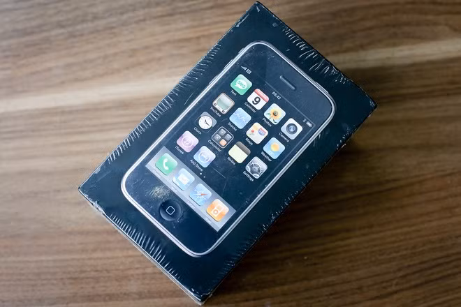 Cận cảnh iPhone 3G hàng hiếm giá 50 triệu đồng ở Việt Nam ảnh 2
