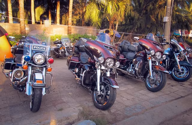"Á khẩu" với dàn motor siêu khủng tại Vietnam Bike Week ảnh 12 "Á khẩu" với dàn motor siêu khủng tại Vietnam Bike Week ảnh 12