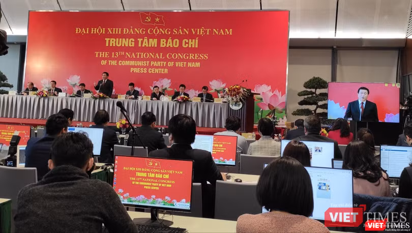 Toàn cảnh cuộc họp báo khai trương Trung tâm Báo chí phục vụ Đại hội XIII của Đảng. Ảnh: AL.