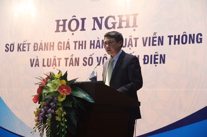 Thứ trưởng Bộ TT-TT Phạm Hồng Hải đánh giá Luật Viễn thông đã đáp ứng tốt nhu cầu phát triển của xã hội (Ảnh: ĐK.)
