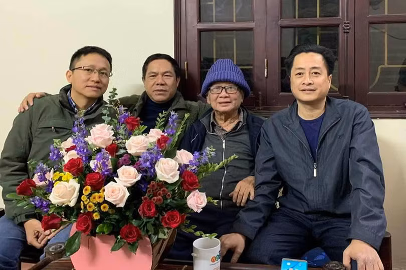 Mừng sinh nhật nhạc sĩ Hồng Đăng.