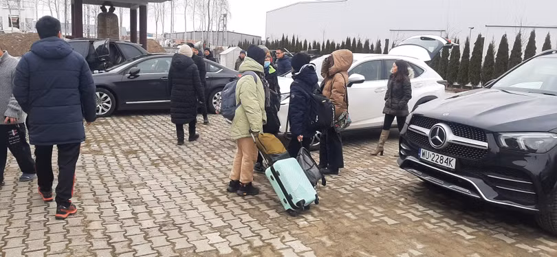 Người Việt từ Ukraine tràn qua Ba Lan.