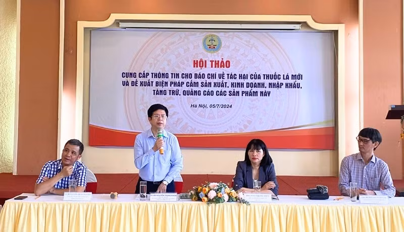 toan-canh-thuoc-la.jpg