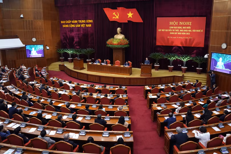 Cuộc gặp thể hiện sự quan tâm sâu sắc của Đảng, Nhà nước đối với lĩnh vực khoa học và công nghệ, giáo dục và đào tạo, văn hóa, nghệ thuật. Cuộc gặp thể hiện sự quan tâm sâu sắc của Đảng, Nhà nước đối với lĩnh vực khoa học và công nghệ, giáo dục và đào tạo, văn hóa, nghệ thuật.
