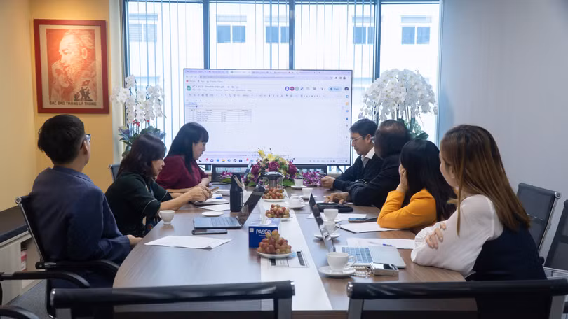 Hội đồng Sơ khảo lựa chọn những bài thi nổi bật vào vòng Chung Khảo Giải thưởng VCA 2023.