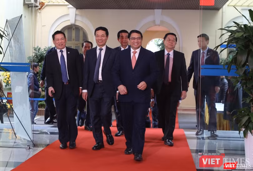 Hội nghị tổng kết công tác năm 2022 của Bộ Thông tin và Truyền thông có sự tham dự của Thủ tướng Chính phủ Phạm Minh Chính và đại diện các ban, bộ, ngành, địa phương. Hội nghị tổng kết công tác năm 2022 của Bộ Thông tin và Truyền thông có sự tham dự của Thủ tướng Chính phủ Phạm Minh Chính và đại diện các ban, bộ, ngành, địa phương.