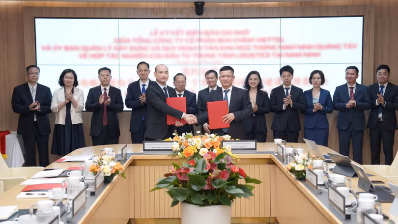 Viettel Post 1.jpg