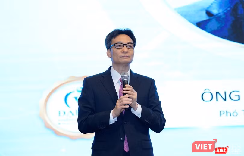 Phó Thủ tướng Vũ Đức Đam đã ghi nhận vai trò nòng cốt quy tụ các doanh nghiệp phần mềm và dịch vụ CNTT Việt Nam của VINASA. Phó Thủ tướng Vũ Đức Đam đã ghi nhận vai trò nòng cốt quy tụ các doanh nghiệp phần mềm và dịch vụ CNTT Việt Nam của VINASA.