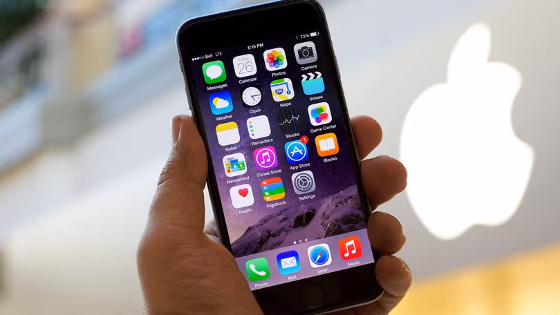 Apple thừa nhận iPhone đắt cắt cổ