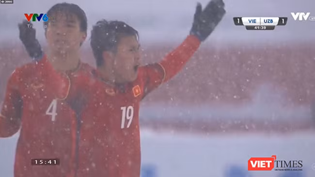 Trong 6 bàn thắng Quang Hải thực hiện tại giải AFC Cup 2018, có 2 bàn thắng được bình chọn là bàn thắng đẹp nhất giải. 