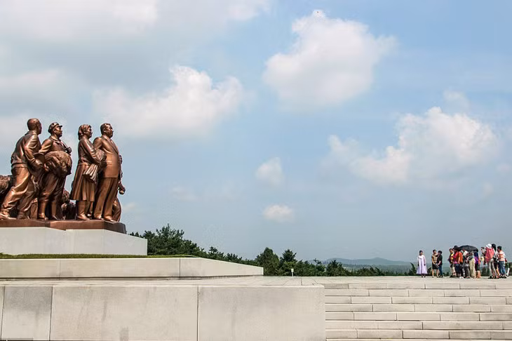 Ngắm kiến trúc hoành tráng và hoa lệ của Triều Tiên ảnh 2
