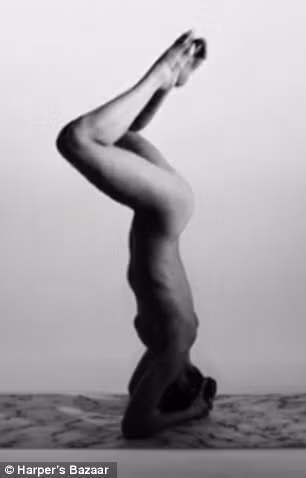 Video: Yoga khoả thân nghệ thuật hút hồn người xem ảnh 3