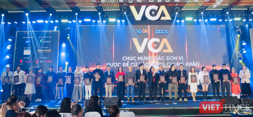 vt_VCA de cu chung khao.jpg