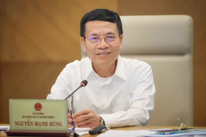 bo-truong-nguyen-manh-hung-1729244399625590043797.jpg