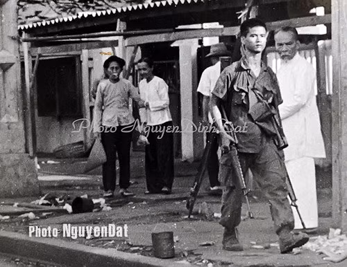Khoảnh khắc chân thật Sài Gòn ngày Giải phóng ảnh 6 Khoảnh khắc chân thật Sài Gòn ngày Giải phóng ảnh 6