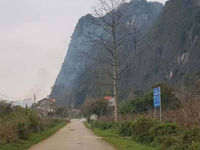Ải Chi Lăng.