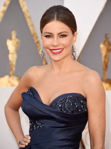 Choáng với những món trang sức quý giá của sao Hollywood tại Oscar ảnh 16