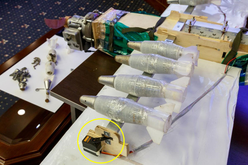 Quân Nga bị tấn công tại Syria: Kẻ giấu mặt và nghi vấn "cờ giả" Mỹ ảnh 3