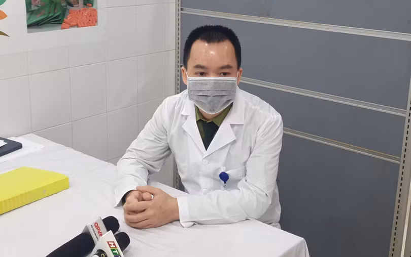 GS.TS. Chử Văn Mến - Giám đốc Trung tâm thử nghiệm lâm sàng và tương đương sinh học, Học viện Quân Y (Ảnh: Thảo Vy)