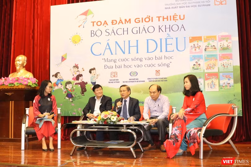 Tọa đàm giới thiệu bộ sách giáo khoa Cánh Diều 