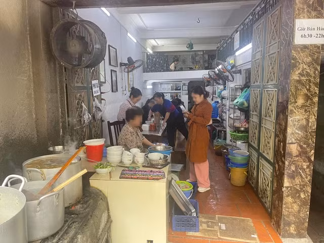 edit-chu-quan-pho-7200.png