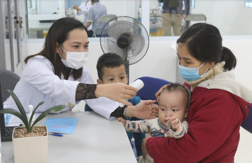 Chuyển đổi số tại các trạm y tế cơ sở đang được triển khai mạnh mẽ. Ảnh minh họa.