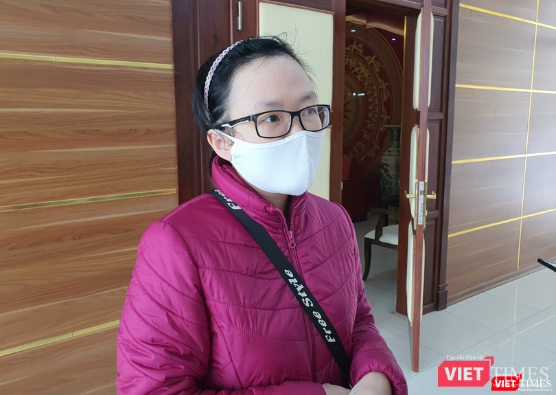 Chị L., 30 tuổi, đã lập gia đình và có 2 con đã đăng ký thử nghiệm vaccine phòng COVID-19 (Ảnh: Minh Thuý)