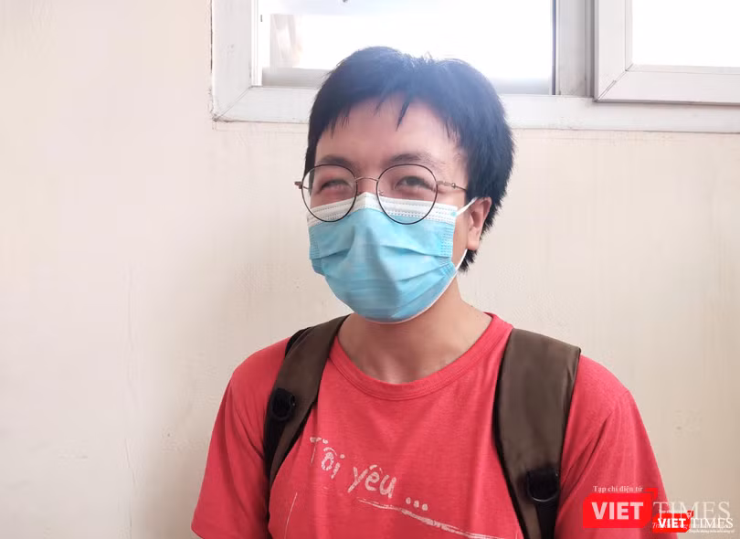 Em Hoàng Tùng Nam - sinh viên Y6, Trường Đại học Y Hà Nội (Ảnh - Minh Thuý)