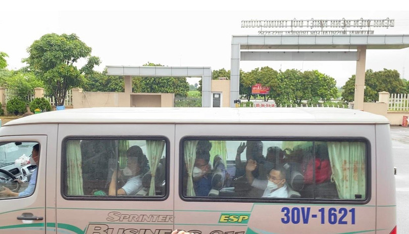 16 cán bộ đầu tiên di chuyển đến TP. Hồ Chí Minh để chống dịch (Ảnh - Đặng Thanh) 16 cán bộ đầu tiên di chuyển đến TP. Hồ Chí Minh để chống dịch (Ảnh - Đặng Thanh)